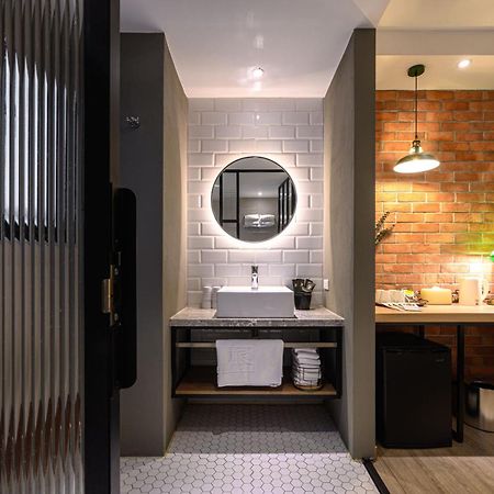 Da Dun Street Hotel Taichung Buitenkant foto