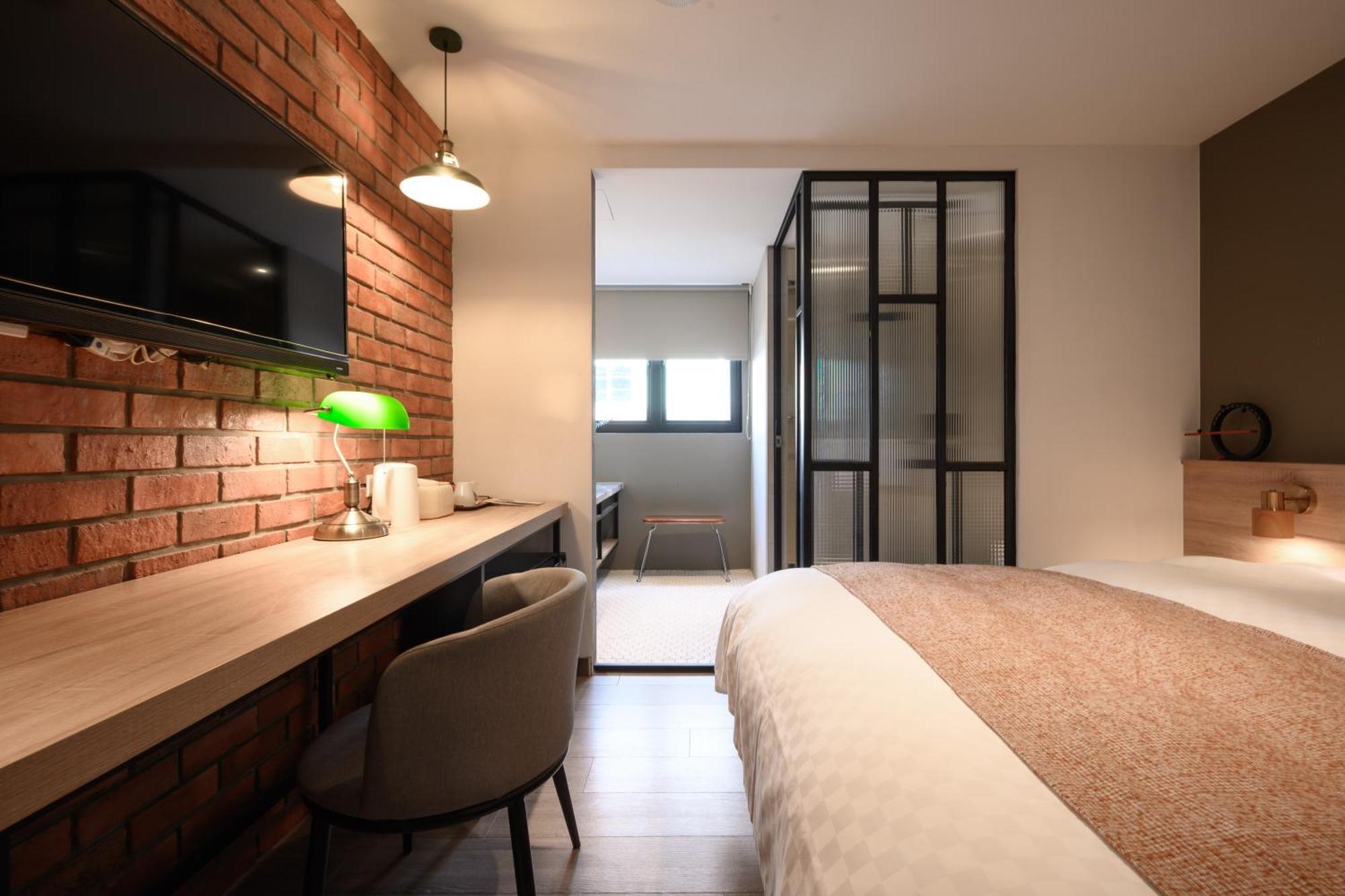 Da Dun Street Hotel Taichung Buitenkant foto