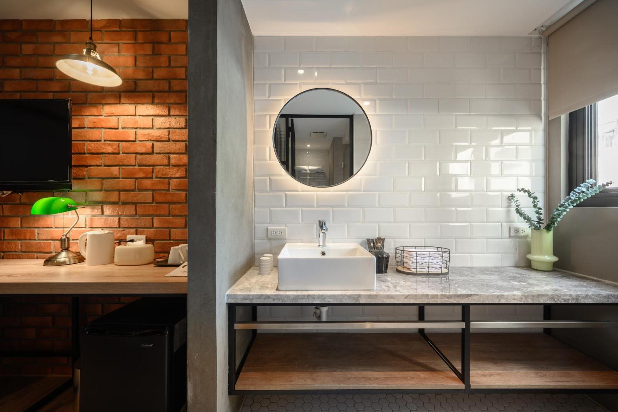 Da Dun Street Hotel Taichung Buitenkant foto