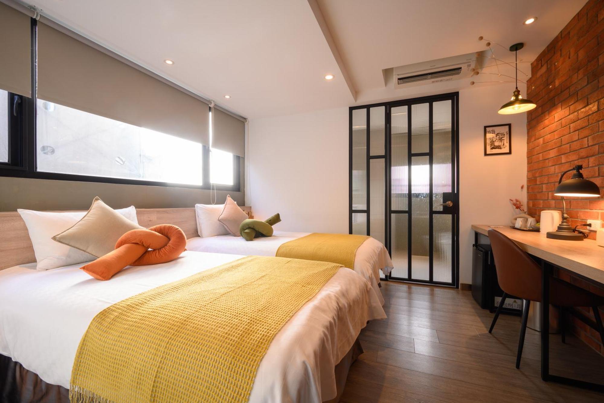 Da Dun Street Hotel Taichung Buitenkant foto