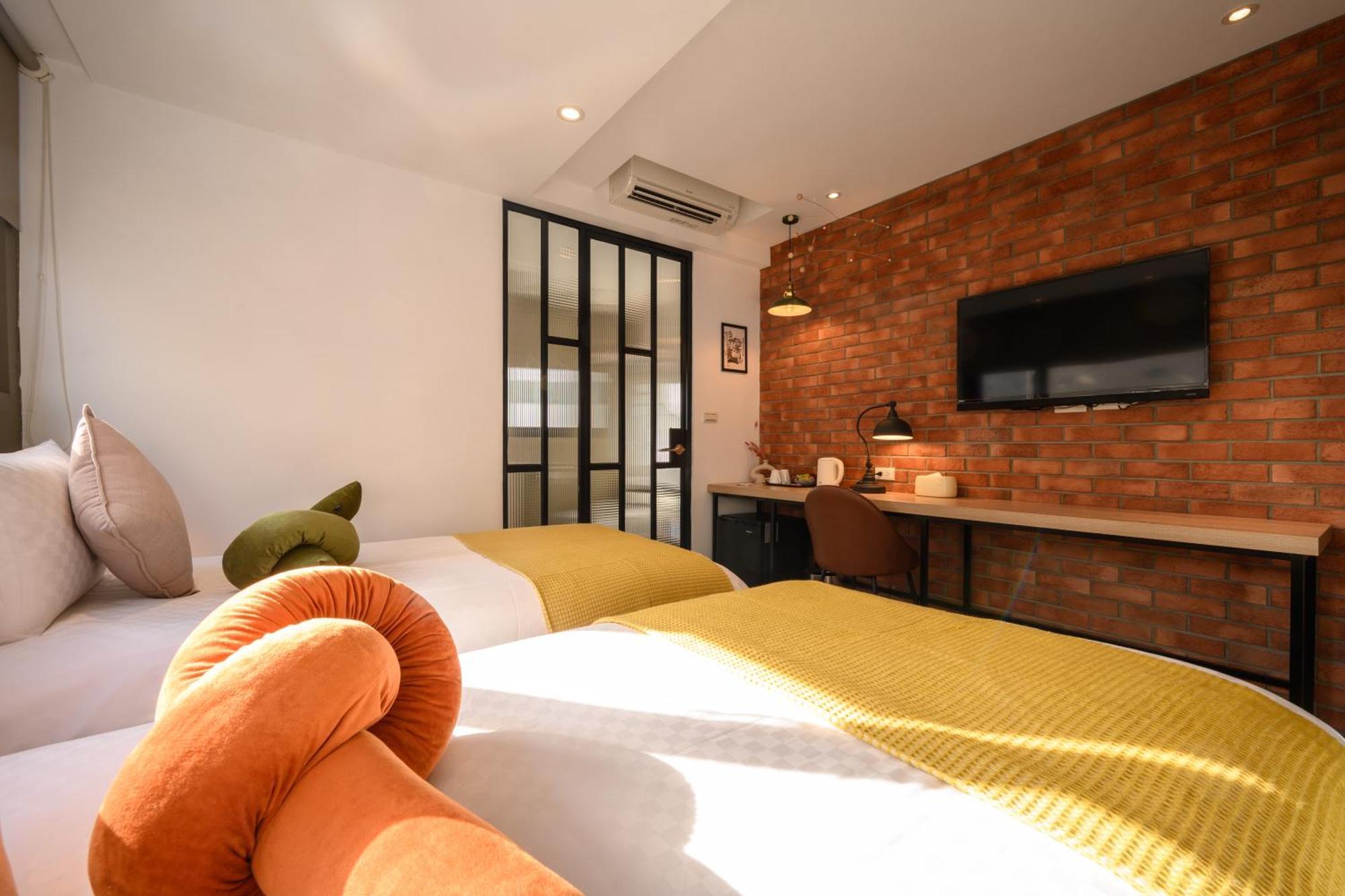 Da Dun Street Hotel Taichung Buitenkant foto
